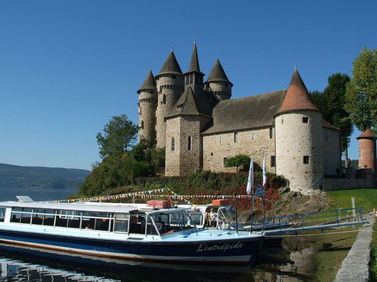 Pretty Chalet In Beaulieu With Private Pool Beaulieu (Cantal) Exterior foto