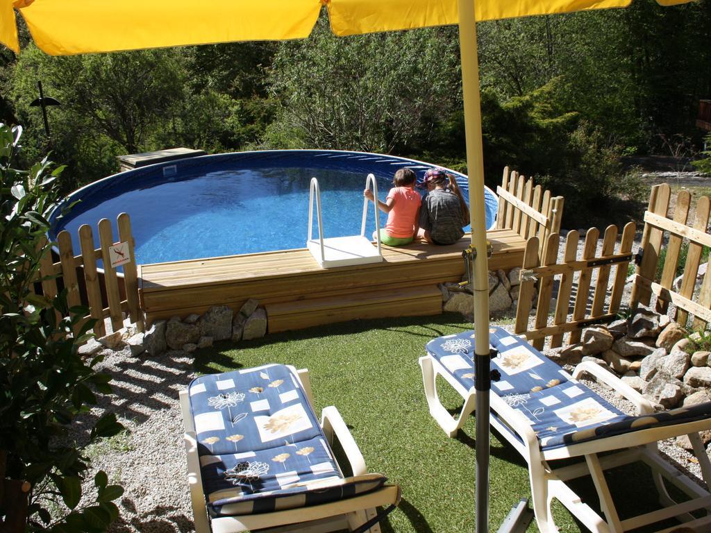 Pretty Chalet In Beaulieu With Private Pool Beaulieu (Cantal) Exterior foto